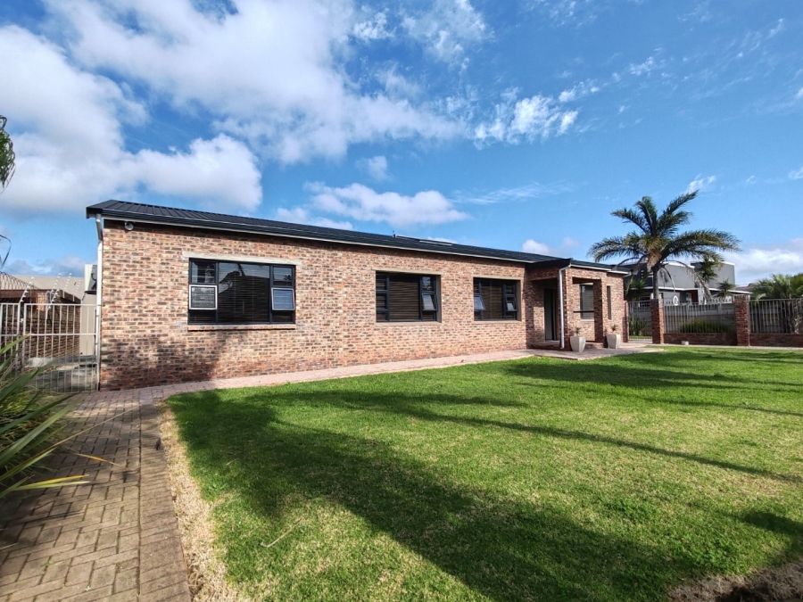  Bedroom Property for Sale in Newton Park Eastern Cape